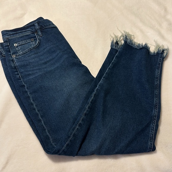 Boden High-Rise Classic Slim Jeans - Picture 7 of 8